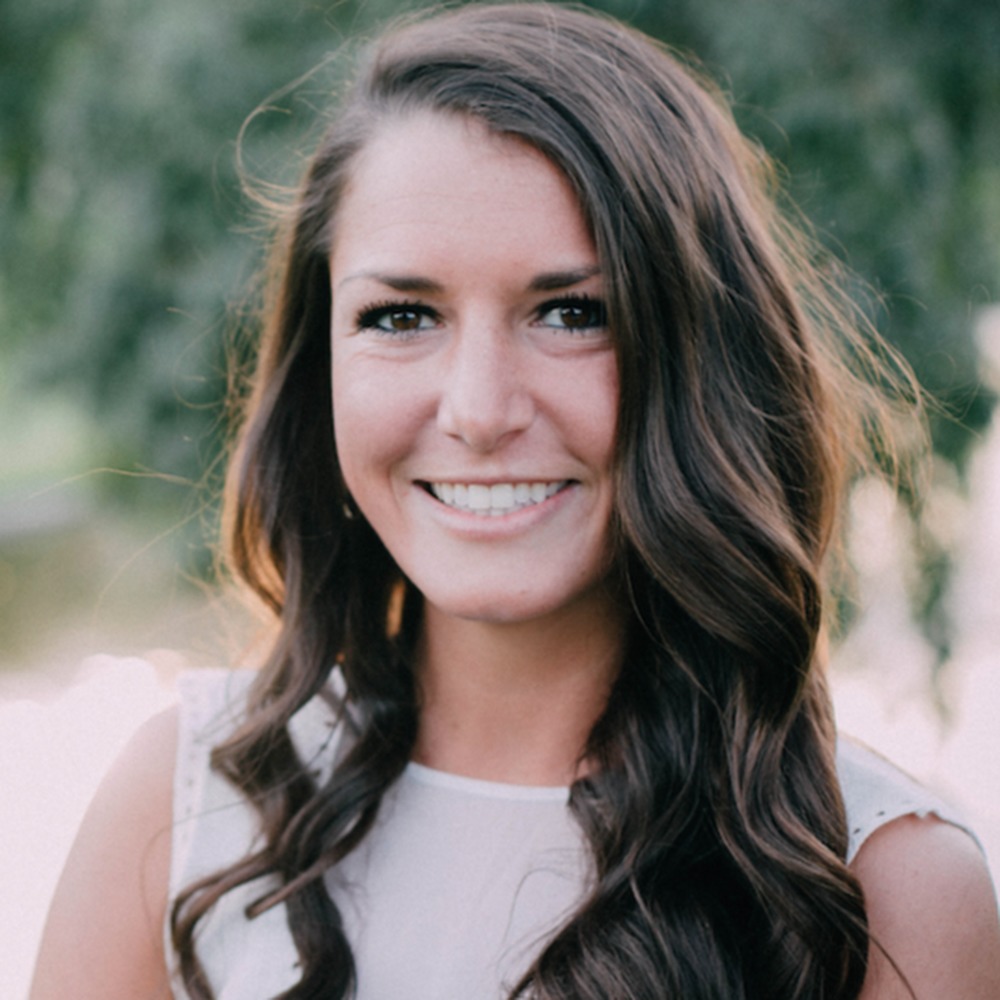 Meet your Posher, Caroline